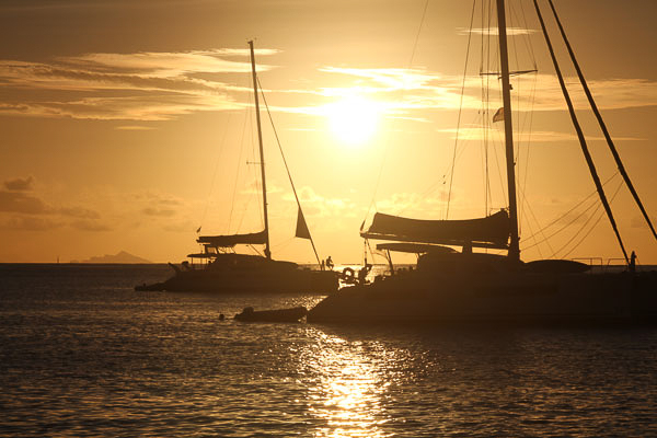 Tahiti sunset image